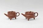 A pair of Teapot by 
																	 Gao Zhenyu